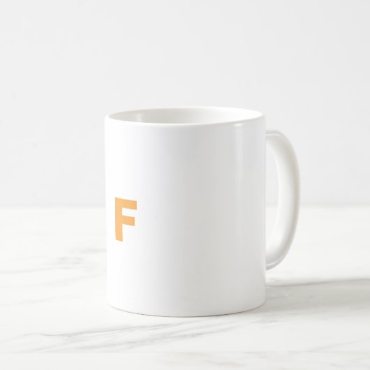 Mug lettre customisée F (Devant droit)