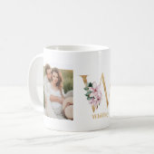 Mug Lettre d'or moderne W Flower | Deux monogrammes ph (Devant gauche)