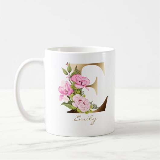 Mug Lettre E | Monogramme or | Arrangement floral rose (Gauche)