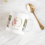 Mug LETTRE FLEUR D'OR ACTUELLE D | Deux monogrammes ph<br><div class="desc">LETTRE FLEUR D'OR ACTUELLE D | Deux monogrammes photo</div>