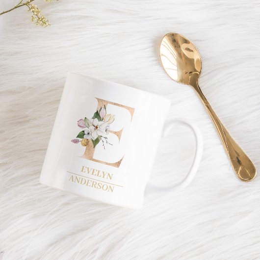 Mug LETTRE FLEURIE OR ACTUELLE E | Monogramme