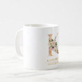 Mug LETTRE FLEURIE OR ACTUELLE K | Monogramme (Devant gauche)