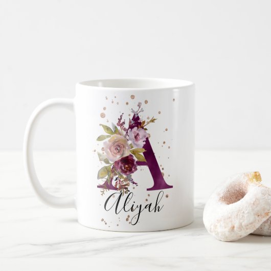 Mug LETTRE Florale À CRÈME Rose Bourgogne A Monogramme (Avec donut)