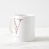 Mug Lettre Florale V Initial - Bouquet rose et ivoire (Devant gauche)