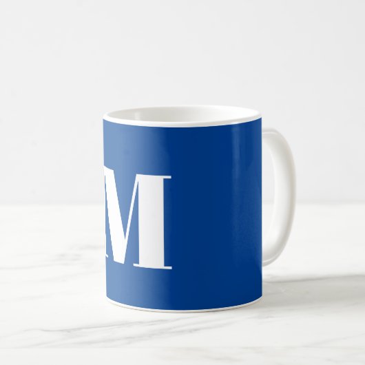 Mug LETTRE INITIALE Bleu Profond Monogramme Moderne De (Devant droit)