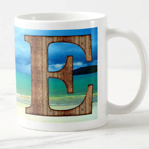 Mug Lettre initiale en bois E Beach Ocean Scene