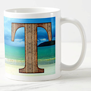 Mug Lettre initiale en bois T Beach Ocean Scene