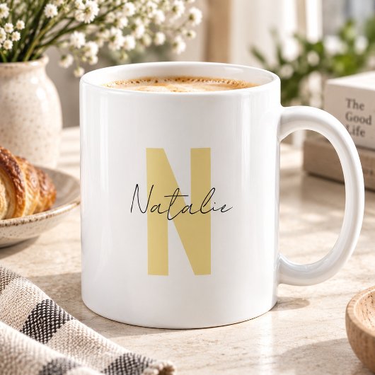 Mug Lettre initiale jaune élégante Monogramme simple n
