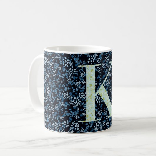 Mug Lettre K bleu et vert liberté (Devant gauche)