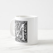 Mug Lettre M Monogramme médiéval Art Nouveau (Devant gauche)