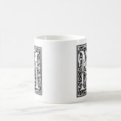 Mug Lettre M Monogramme médiéval Art Nouveau (Centre)