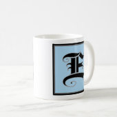 Mug Lettre majuscule calligraphique E (Devant droit)