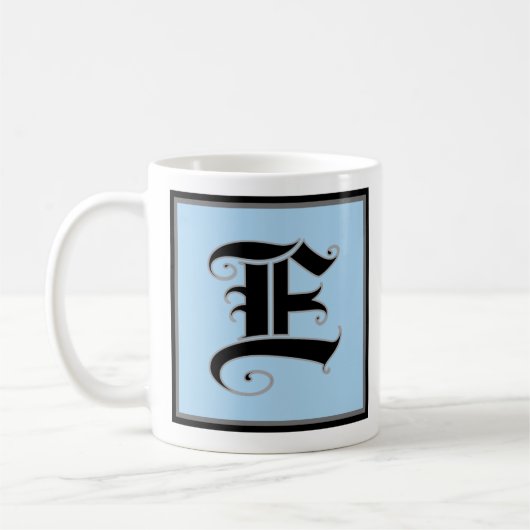 Mug Lettre majuscule calligraphique E (Gauche)