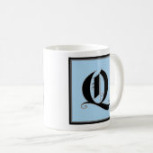 Mug LETTRE MAJUSCULE Calligraphique Q (Devant droit)