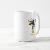 Mug LETTRE MONOGRAPHIQUE Florale Blush Navy "T" Person (Devant droit)