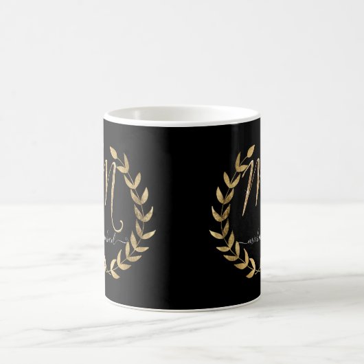 Mug Lettre monographique M Script Noir n Or Nom (Centre)