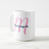 Mug Lettre monographique rose personnalisée M Nom pers (Devant gauche)