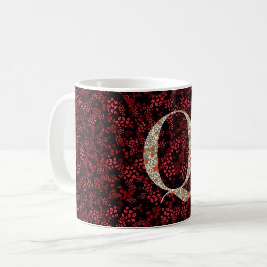 Mug Lettre Q rouge et liberté bordeaux (Devant gauche)
