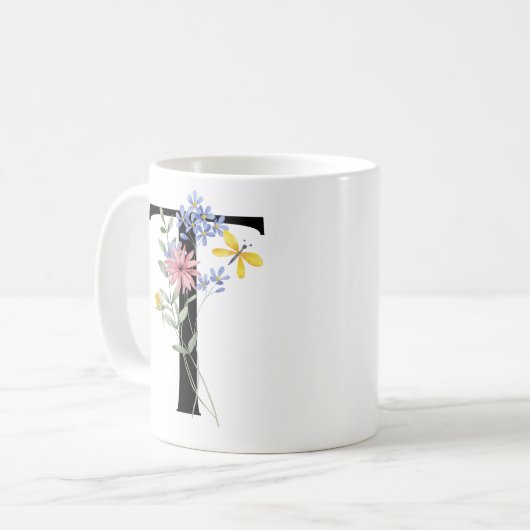Mug Lettre T avec fleurs (Devant gauche)