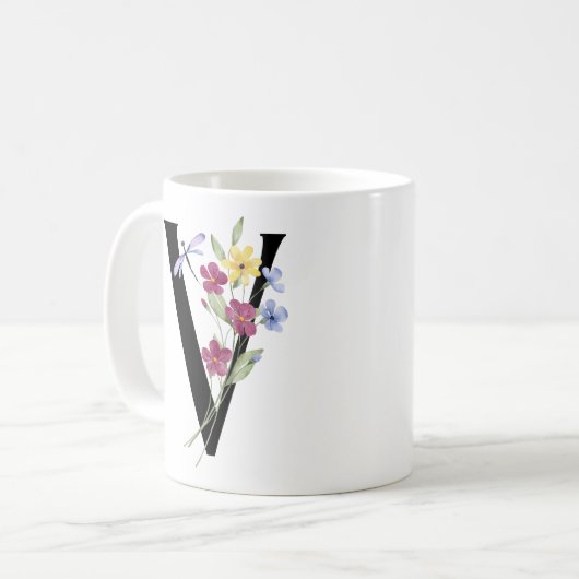 Mug Lettre V avec des fleurs (Devant gauche)