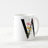 Mug Lettre W avec des fleurs (Devant droit)
