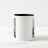 Mug Lev Nikolaevich Tolstoy en tant qu'étudiant (Centre)