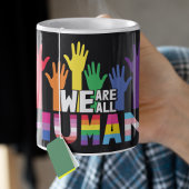 Mug LGBTQ fierté Nous sommes tous des mains arc-en-cie