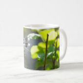 Mug Libellule noire et blanche (Devant droit)