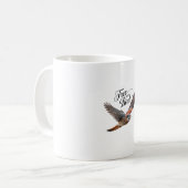 Mug Libre en tant qu'oiseau - American Kestrel in Flig (Devant gauche)