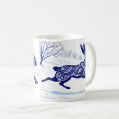 Mug Lièvre Mystique : Lièvre Whimsical Dans La Neige (Devant droit)