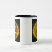 Mug Lignes de champ magnétique sur le Soleil (Centre)