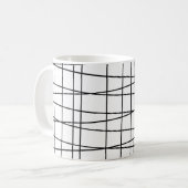 Mug Lignes de grille noir et blanc (Devant gauche)