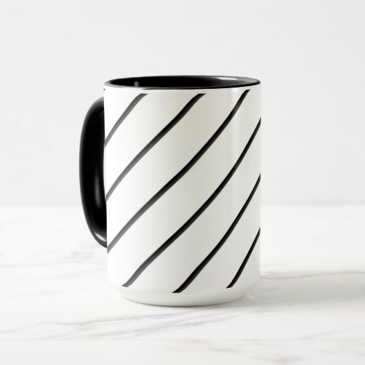 Mug Lignes diagonales (noir) (Devant gauche)