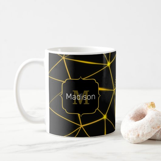 Mug Lignes d'or triangles noirs géométriques Monogramm (Avec donut)
