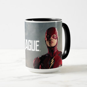 Mug Ligue de Justice Le Flash Sur Le Champ De Batail