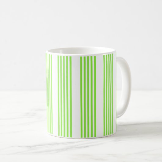 Mug Lime vert et blanc cinq bandes motif (Devant droit)