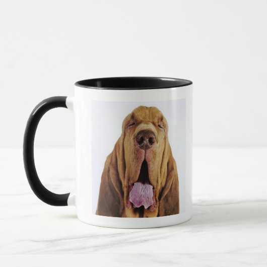 Mug Limier (chien de St Hubert) avec les yeux fermés, (Gauche)