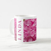 Mug "Linda" dans Elegant rose Hydrangea Floral Letters (Devant gauche)