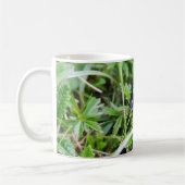 Mug Lingot noir dans l'herbe (Gauche)