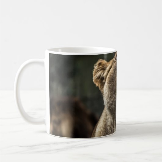 MUG LIONESS YAWNING (Gauche)