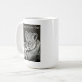 Mug Lionne et son Petit - Le Courage Commence Ici (Devant gauche)