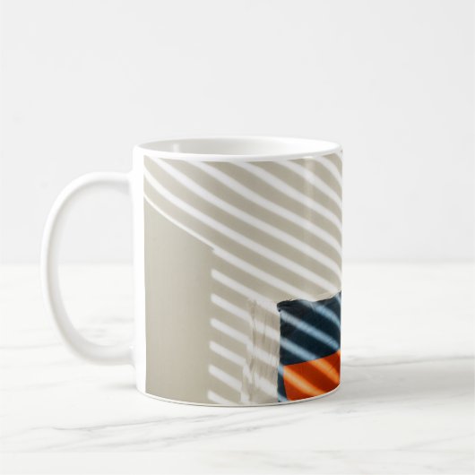 Mug Lit blanc et rouge noir (Gauche)