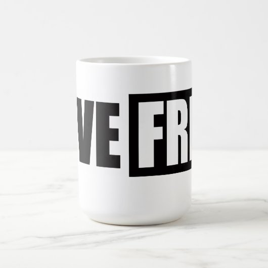 MUG LIVE FREE (Centre)