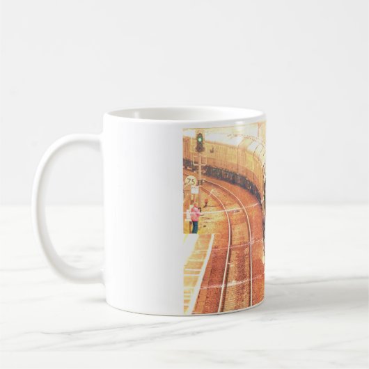 Mug Loco à vapeur classique, sur les pistes, avec votr (Gauche)