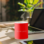 Mug Logo commercial rouge rectangulaire<br><div class="desc">Couleur arrière - plan rouge. Personnalisez et ajoutez votre logo commercial rectangulaire, </div>