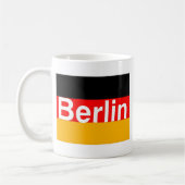 Mug Logo de Berlin dans le blanc sur le drapeau (Gauche)