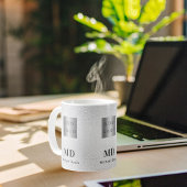 Mug Logo de l'entreprise de nom monographique en argen