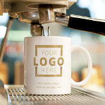 Mug Logo d'entreprise promotionnel personnalisé en or<br><div class="desc">Personnalisez facilement cette tasse avec le logo de votre entreprise et des informations commerciales. Les tasses promotionnelles font une impression durable et font de grands cadeaux d'entreprise, cadeaux ou souvenirs pour les clients, les clients et les employés. Conseil de conception : Apportez la personnalisation de la marque au niveau suivant...</div>