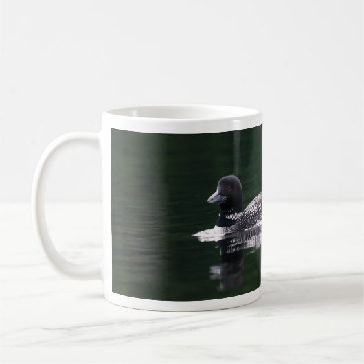 Mug Loin nageant sur Range Pond (Gauche)