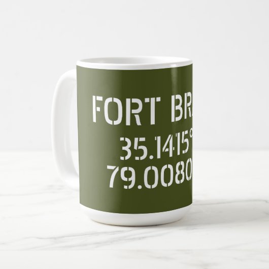 Mug Longitude de la latitude de Fort Bragg (Devant gauche)